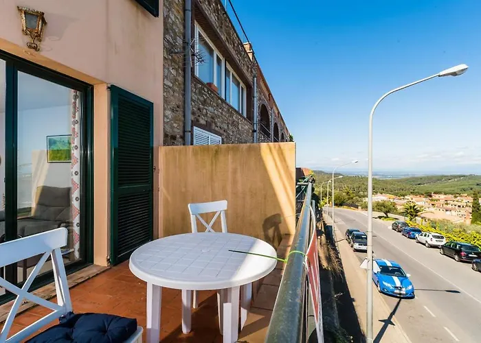 Apartment B-15 *
